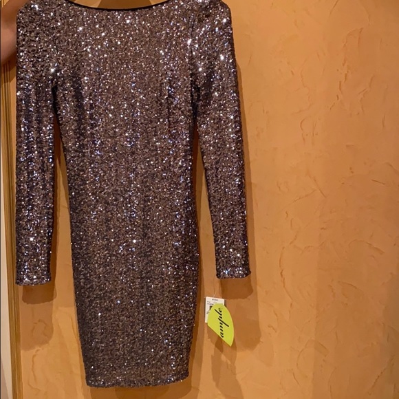 Dress - Picture 1 of 2